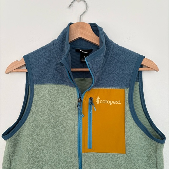 Cotopaxi || Abrazo Fleece Vest Green Small - Picture 2 of 7